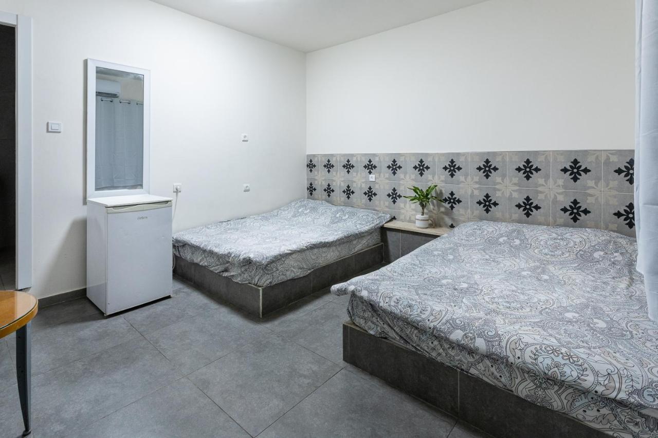 Little Prince Hostel-5 Min Walk To The Beach เอลัต ภายนอก รูปภาพ