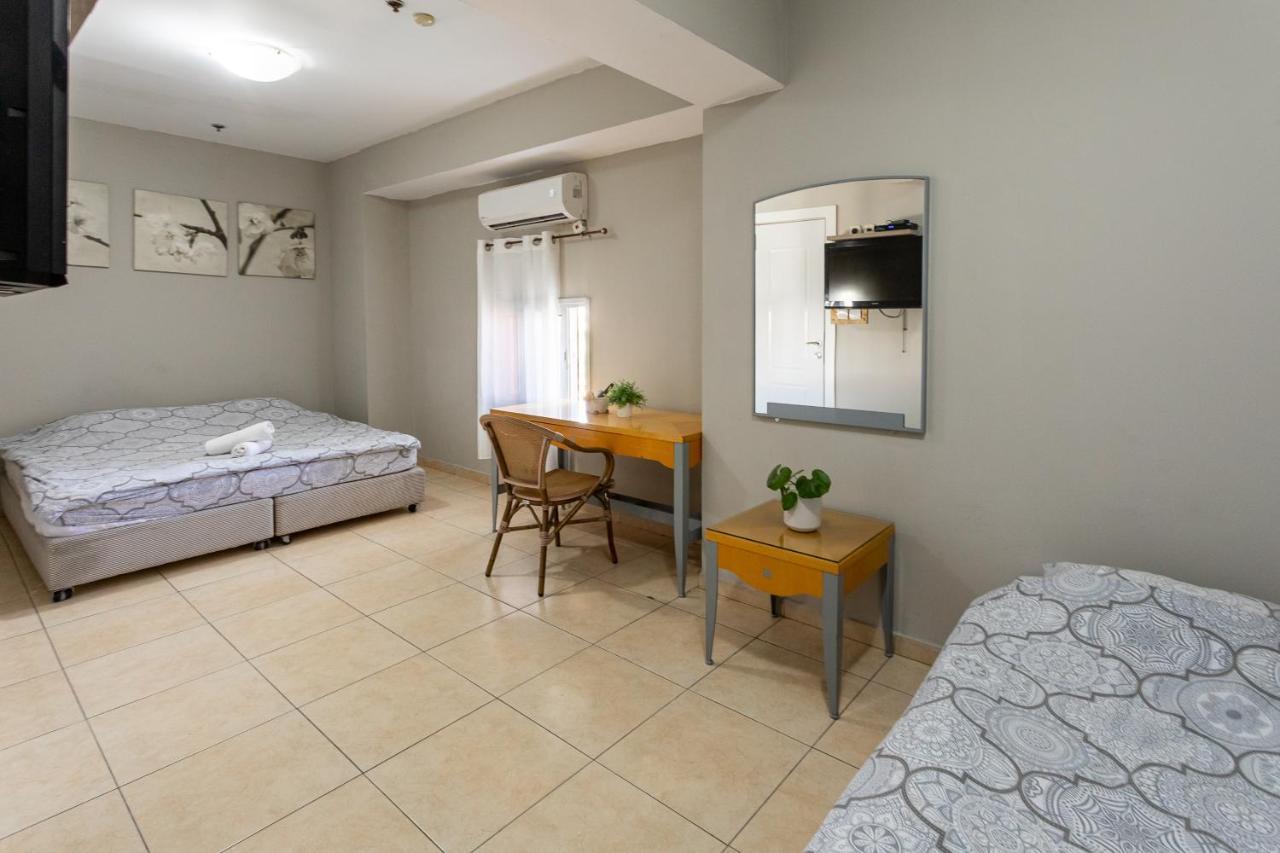 Little Prince Hostel-5 Min Walk To The Beach เอลัต ภายนอก รูปภาพ