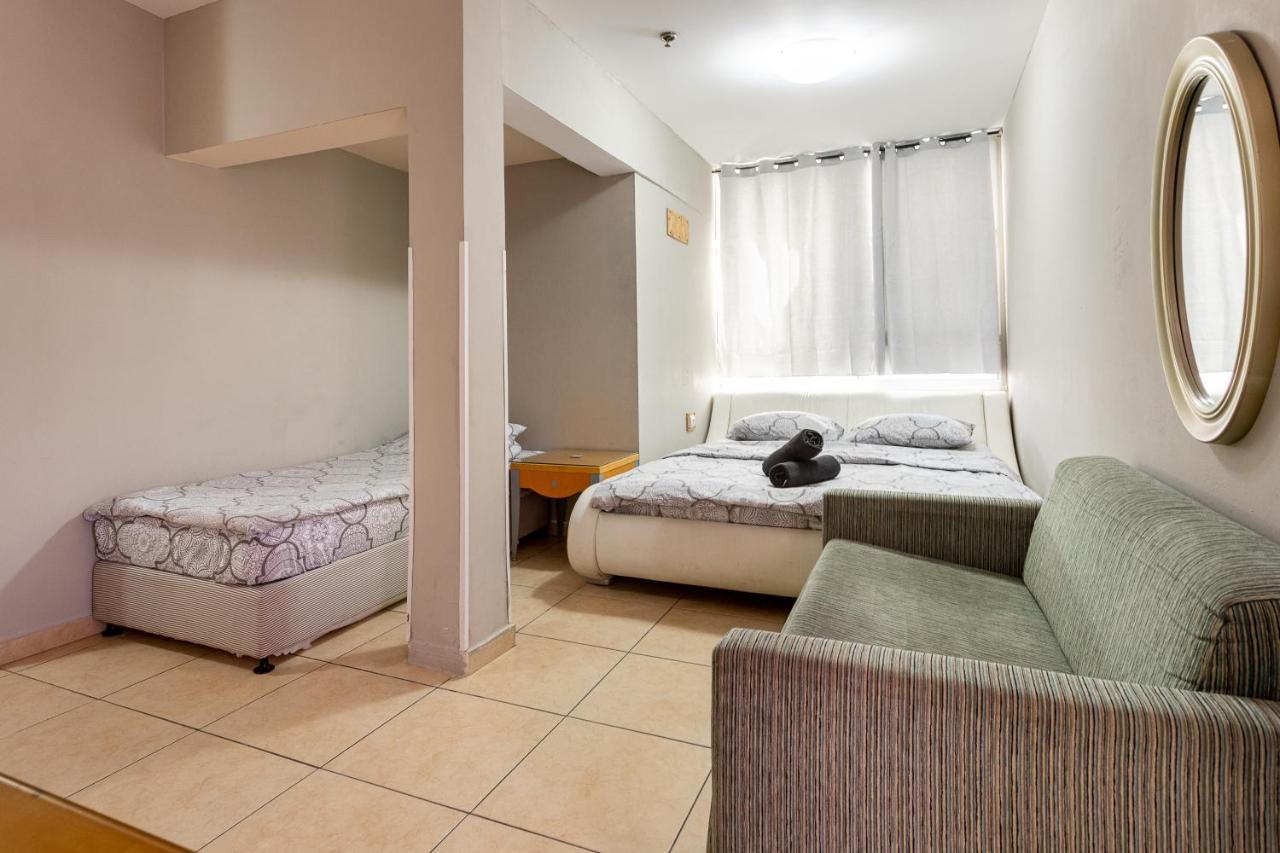 Little Prince Hostel-5 Min Walk To The Beach เอลัต ภายนอก รูปภาพ